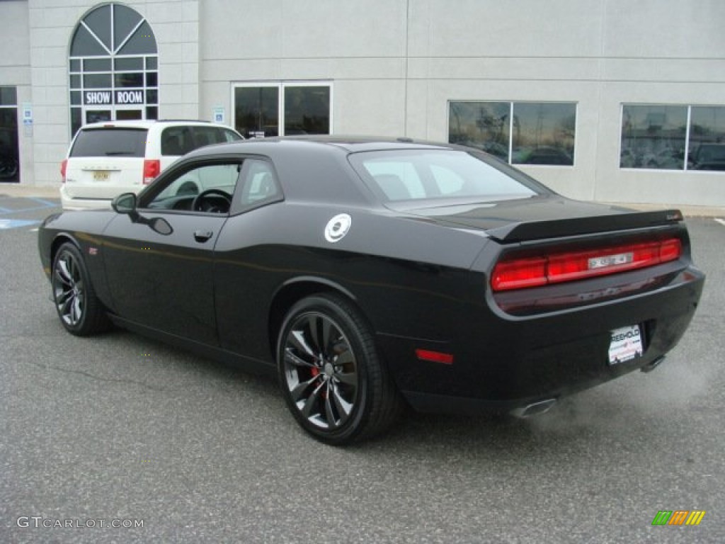 2013 Challenger SRT8 392 - Phantom Black Tri-Coat Pearl / Dark Slate Gray photo #7