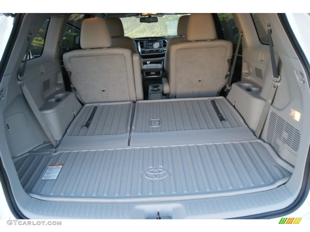 2014 Toyota Highlander Limited AWD Trunk Photo #89927886