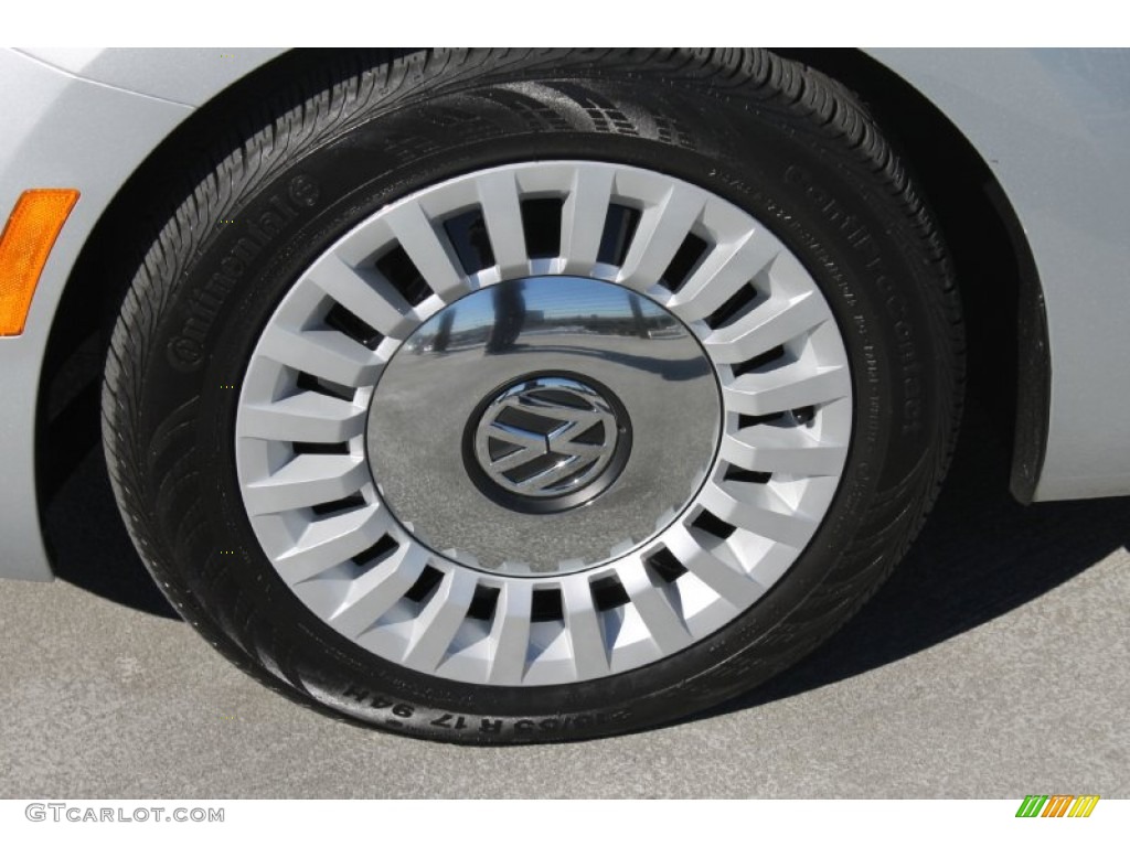 2013 Volkswagen Beetle 2.5L Convertible Wheel Photo #89929833
