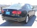 Black - Jetta SE Sedan Photo No. 9
