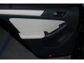 Black - Jetta SE Sedan Photo No. 21