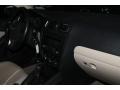 Black - Jetta SE Sedan Photo No. 30