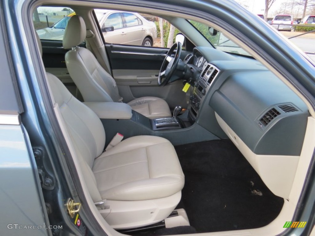 2006 300 Touring - Magnesium Pearlcoat / Dark Slate Gray/Light Graystone photo #10