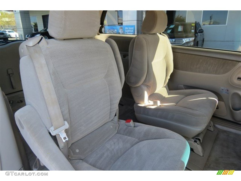 2006 Sienna XLE - Silver Pine Mica / Stone Gray photo #15
