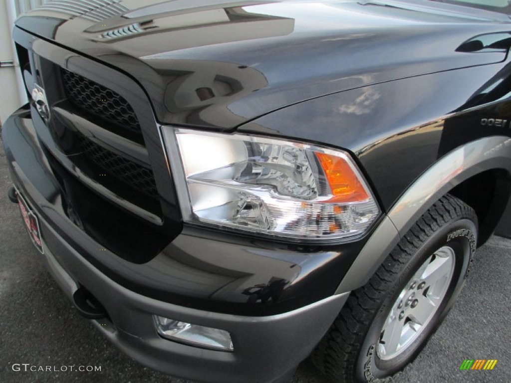 2011 Ram 1500 SLT Outdoorsman Quad Cab 4x4 - Brilliant Black Crystal Pearl / Dark Slate Gray/Medium Graystone photo #16