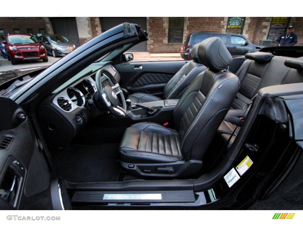 Charcoal Black Interior 2013 Ford Mustang GT Premium Convertible Photo #89940351