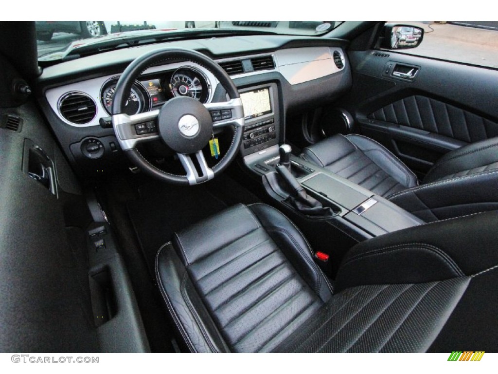 Charcoal Black Interior 2013 Ford Mustang GT Premium Convertible Photo #89940377