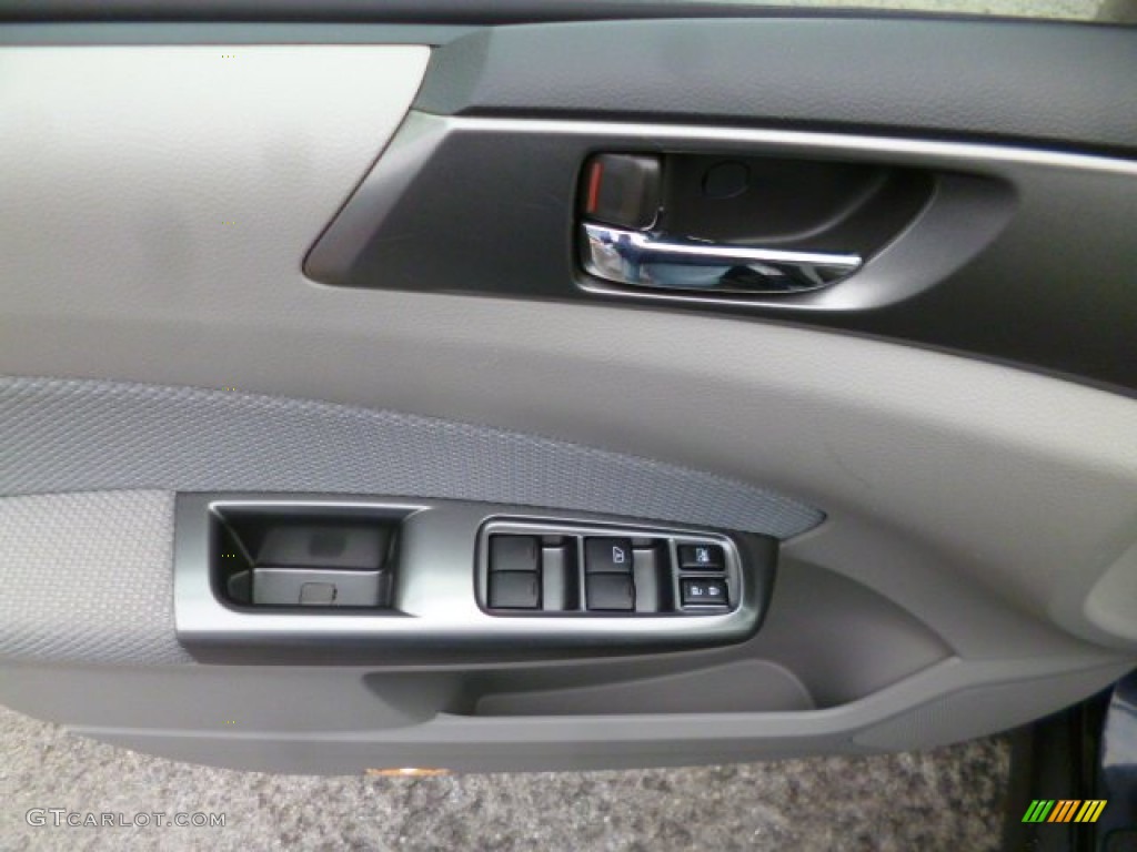 2011 Subaru Forester 2.5 X Premium Platinum Door Panel Photo #89942304