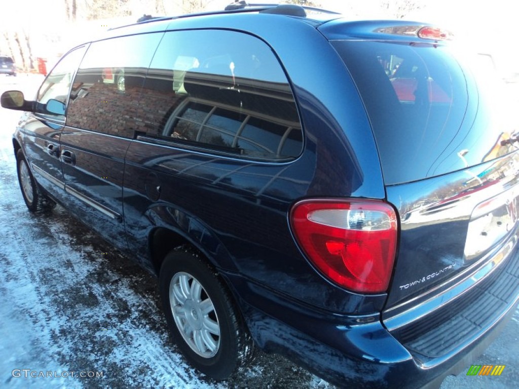 2006 Town & Country Touring - Midnight Blue Pearl / Medium Slate Gray photo #3
