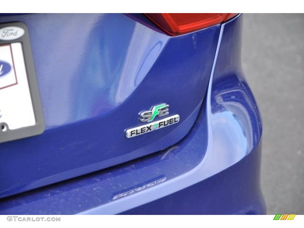 2012 Focus SE Sedan - Sonic Blue Metallic / Stone photo #7
