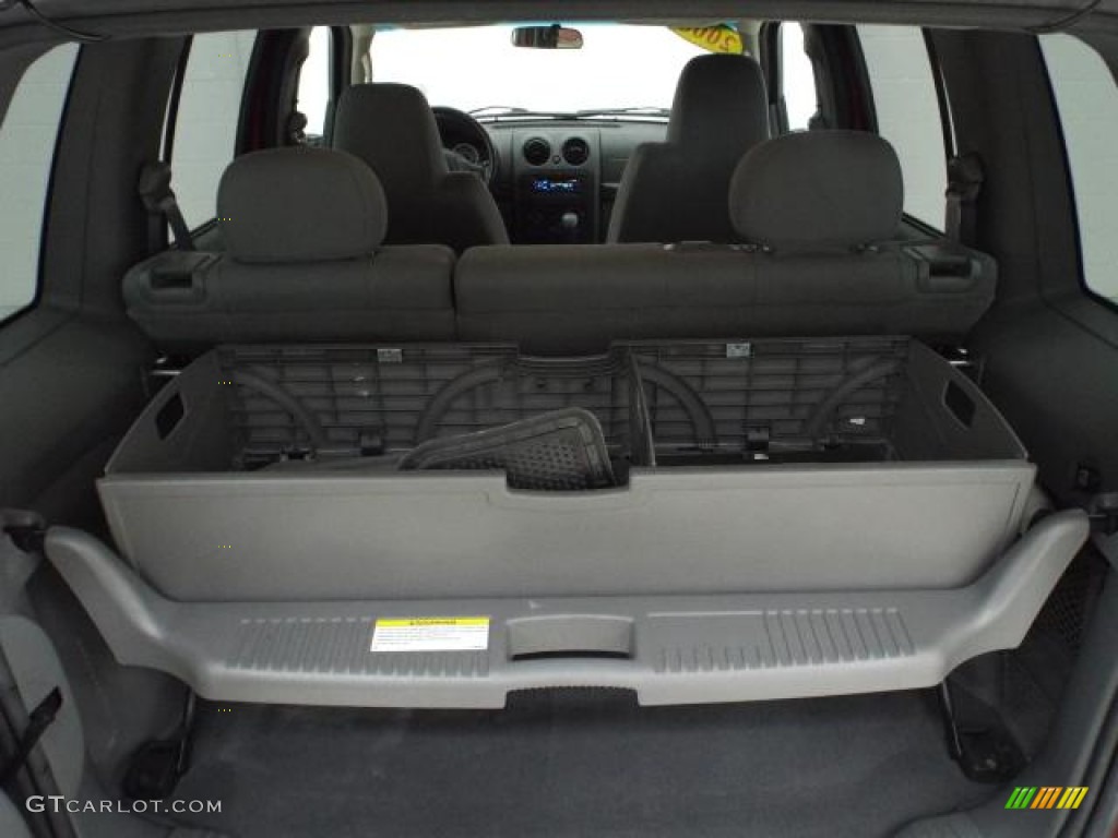 2006 Liberty Sport 4x4 - Inferno Red Pearl / Medium Slate Gray photo #12
