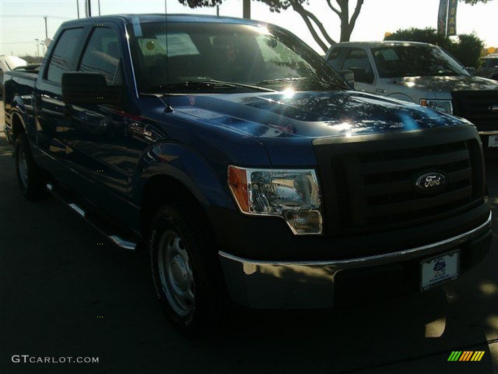 2010 F150 XL SuperCrew - Blue Flame Metallic / Medium Stone photo #9