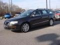 2007 United Grey Metallic Volkswagen Passat 2.0T Wagon  photo #2