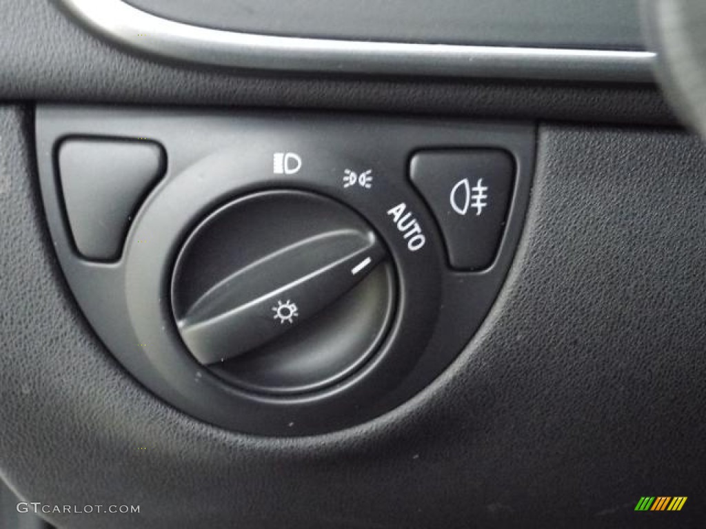 2011 9-3 2.0T Sport Sedan - Arctic White / Black photo #22