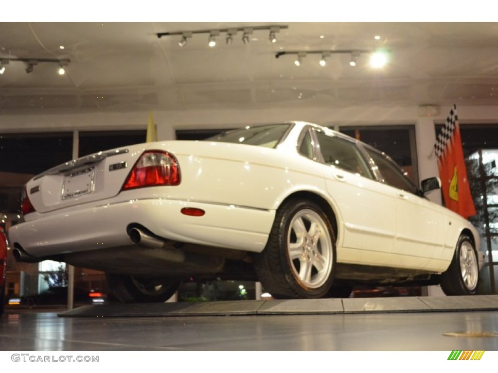 1999 XJ XJR - Spindrift White / Oatmeal photo #9