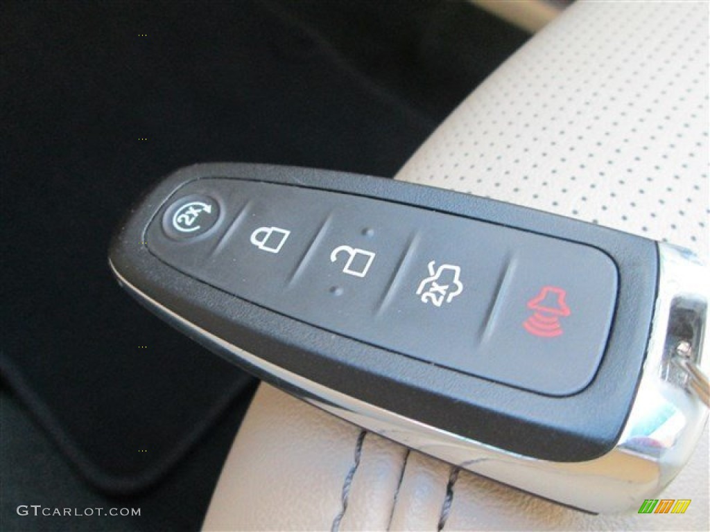 2013 Taurus Limited - Kodiak Brown Metallic / Dune photo #23