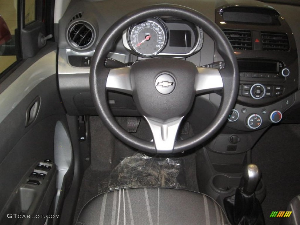 2014 Chevrolet Spark LS Silver/Silver Steering Wheel Photo #89960068