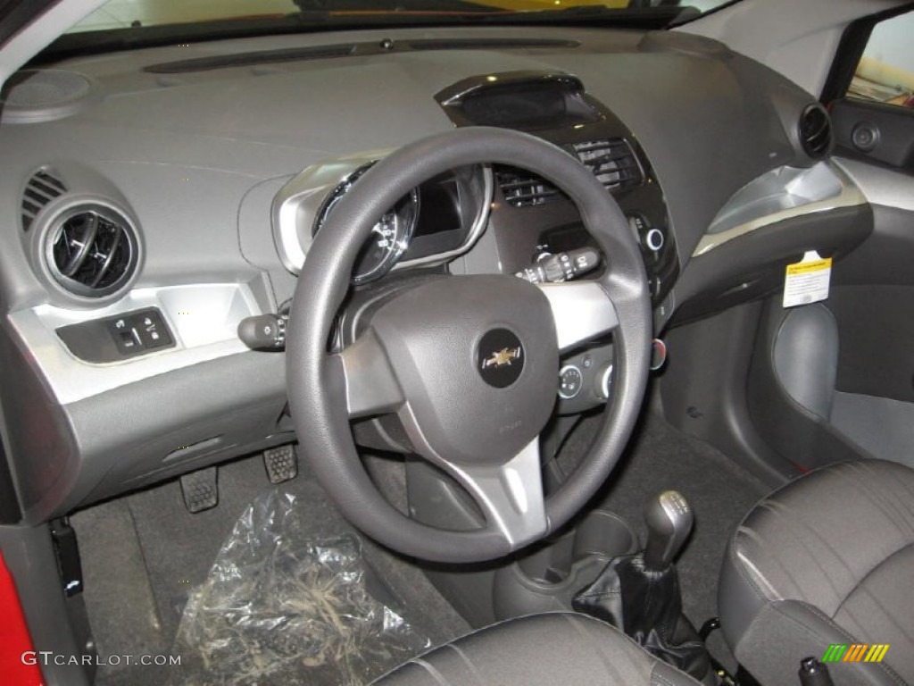 Silver/Silver Interior 2014 Chevrolet Spark LS Photo #89960124