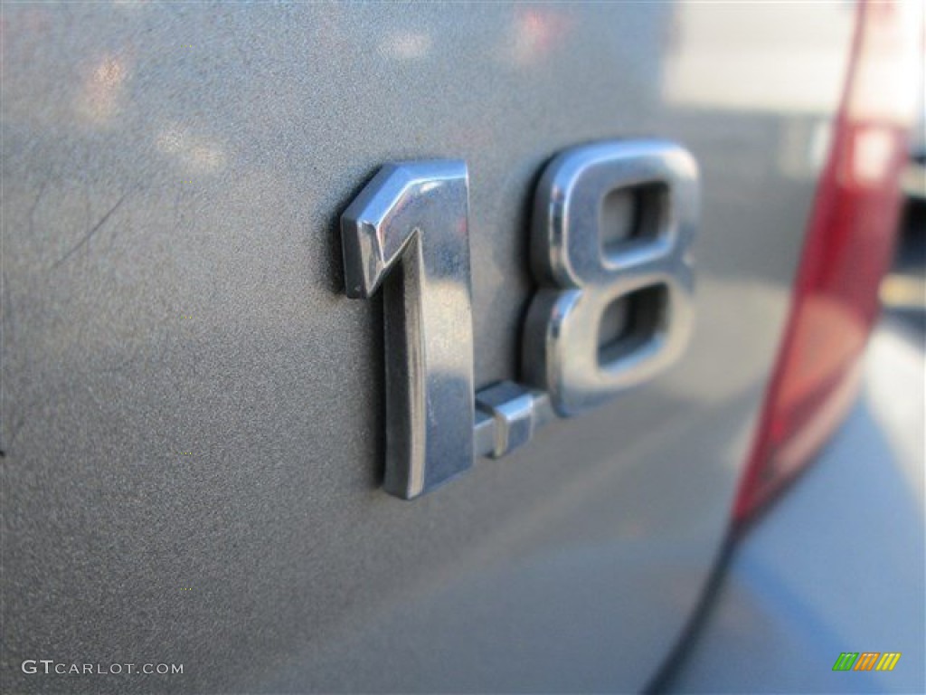 2006 Sentra 1.8 S - Radium Metallic / Charcoal photo #7