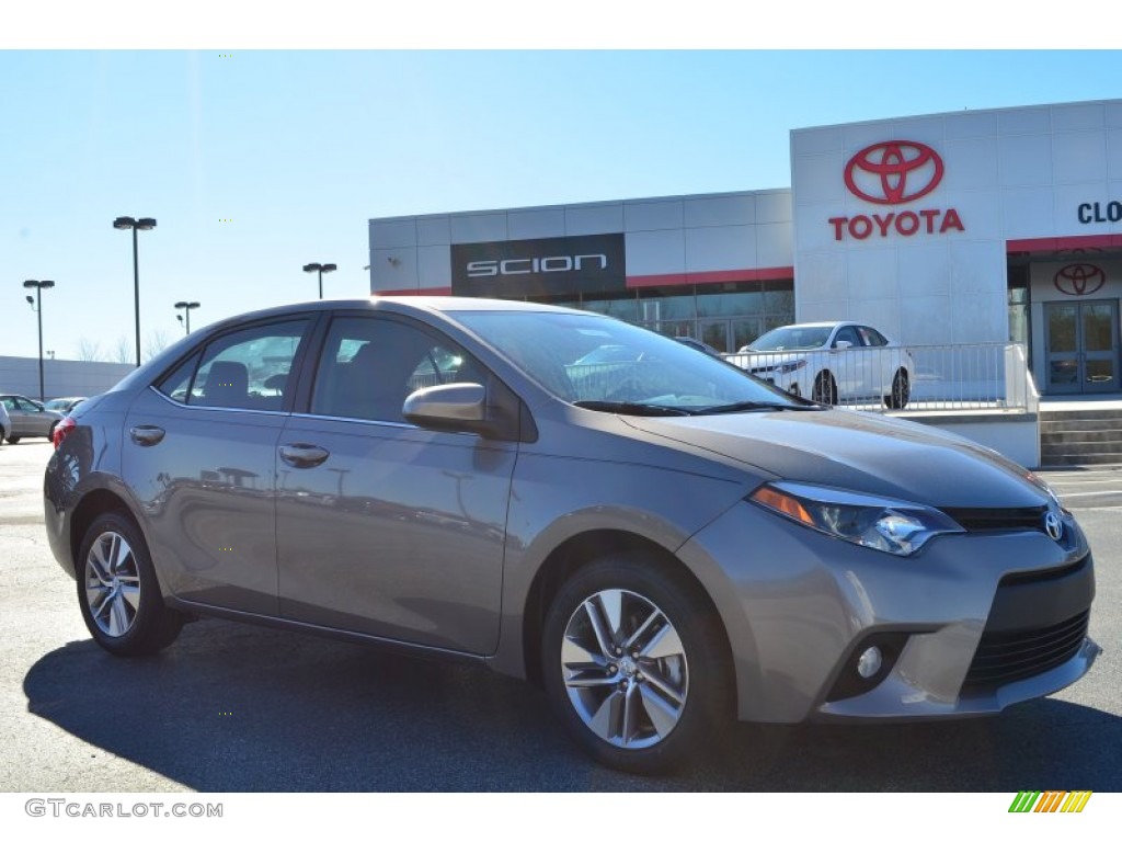 Brown Sugar Metallic Toyota Corolla