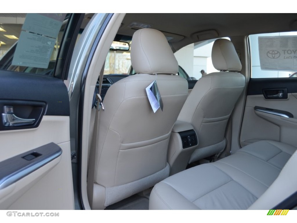 2014 Camry Hybrid XLE - Cypress Pearl / Ivory photo #7