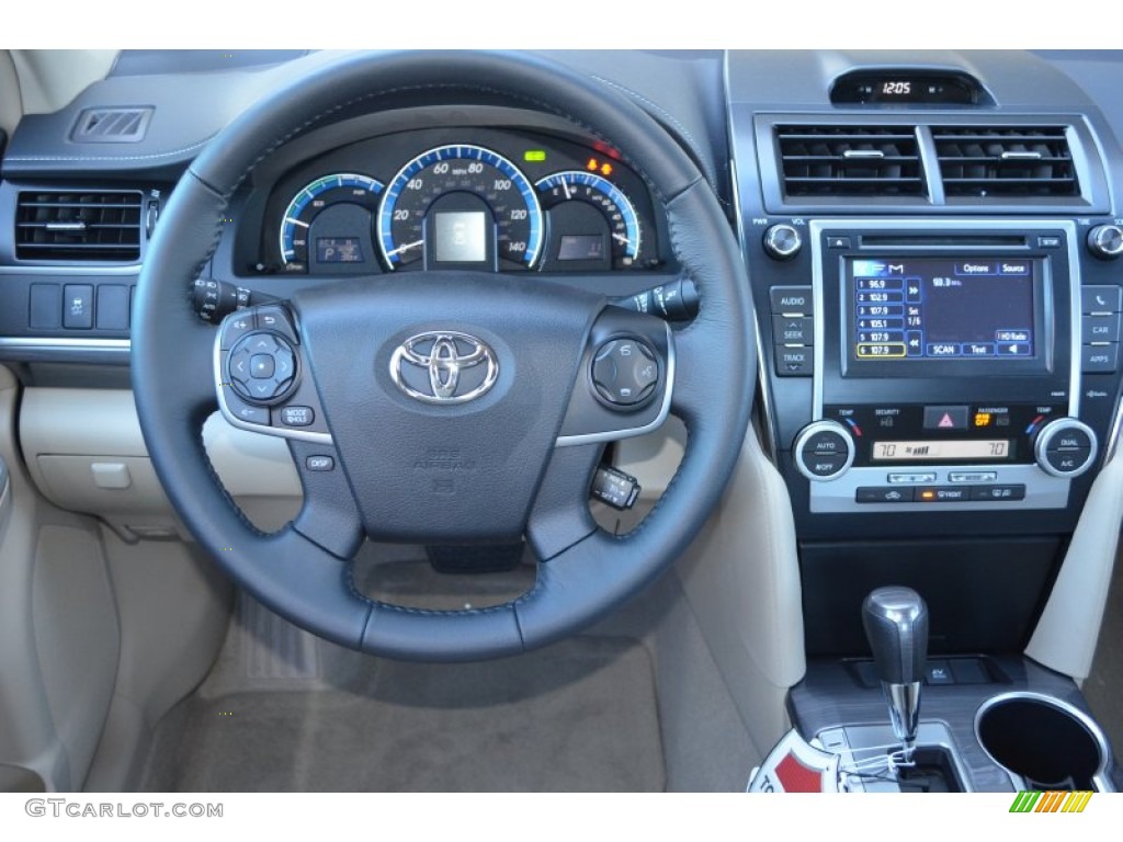 2014 Camry Hybrid XLE - Cypress Pearl / Ivory photo #10