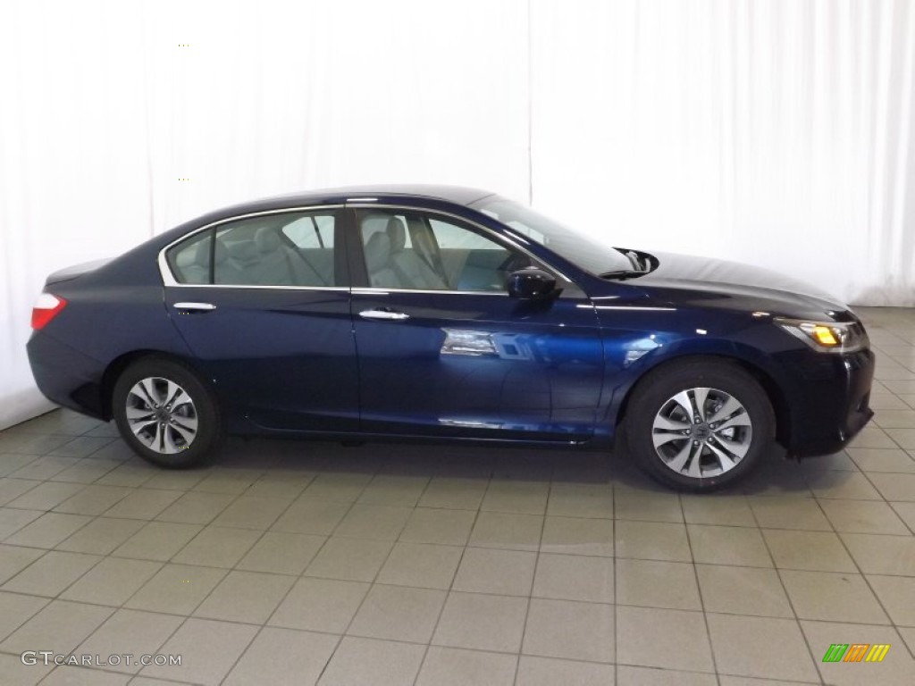 2014 Accord LX Sedan - Obsidian Blue Pearl / Gray photo #5