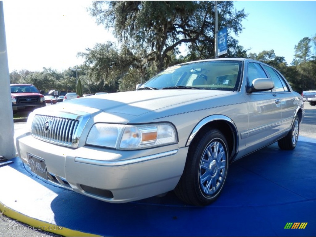 2006 Grand Marquis GS - Smokestone Metallic / Light Camel photo #1