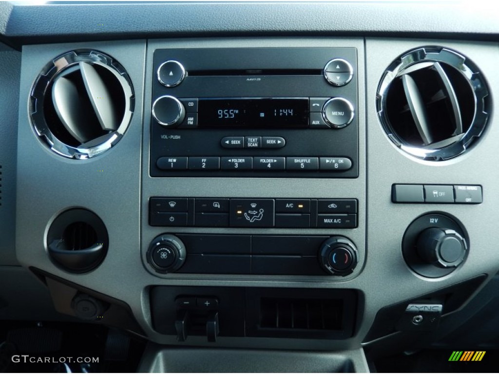 2014 Ford F250 Super Duty XLT SuperCab Controls Photo #89971854