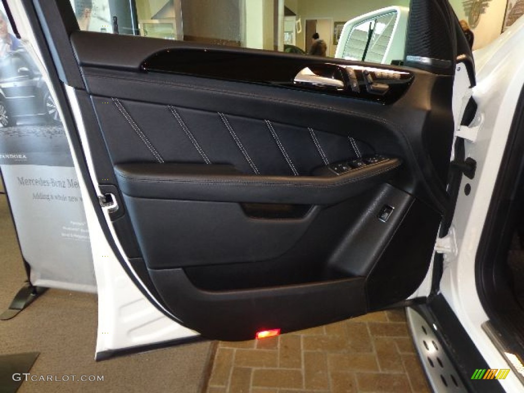 2013 Mercedes-Benz ML 63 AMG 4Matic Black Door Panel Photo #89972235