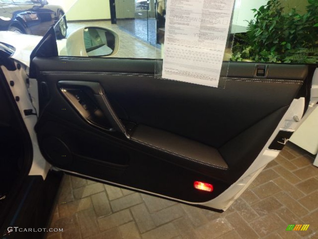 2014 Nissan GT-R Premium Black Leather/Synthetic Suede Door Panel Photo #89972775