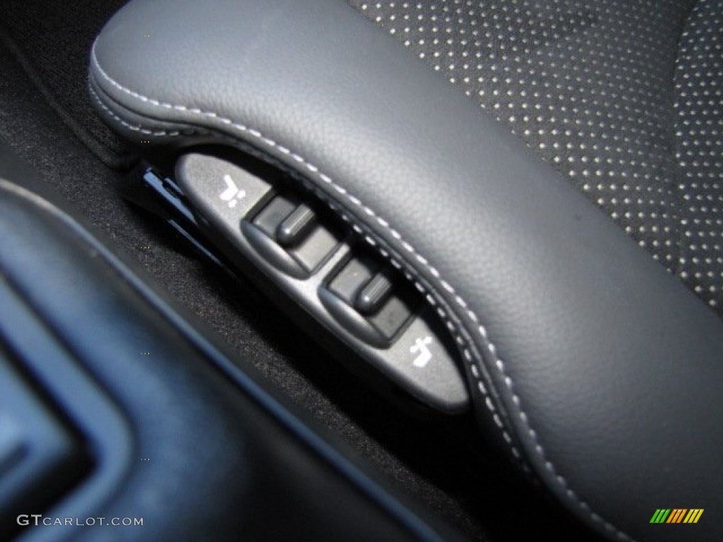 2009 Nissan 370Z Sport Touring Coupe Controls Photo #89974680