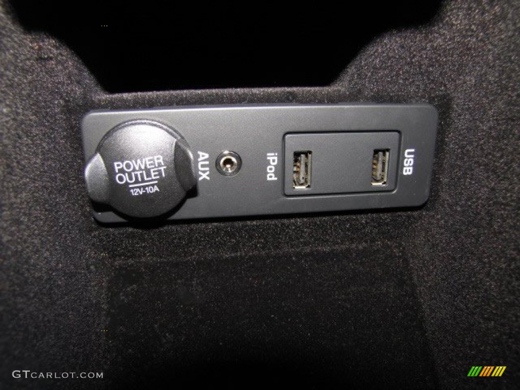 2011 XJ XJL - Liquid Silver Metallic / Jet Black/Ivory photo #22