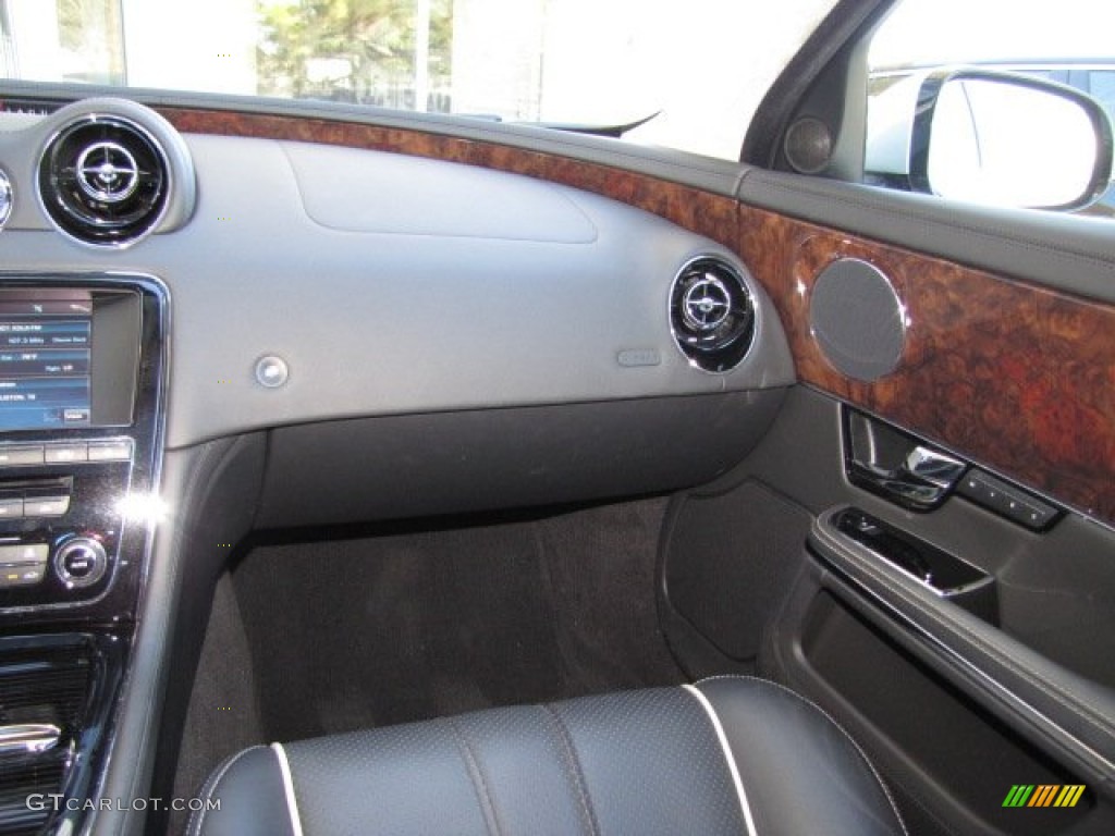 2011 XJ XJL - Liquid Silver Metallic / Jet Black/Ivory photo #23