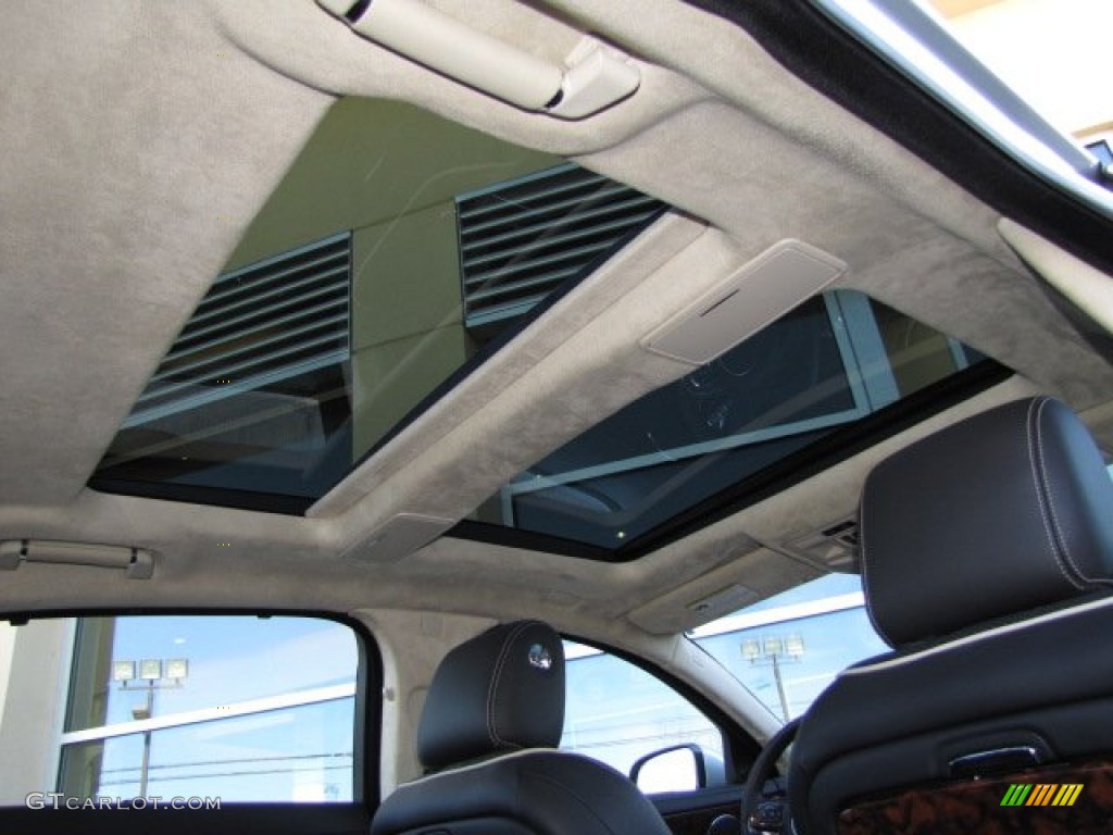 2011 XJ XJL - Liquid Silver Metallic / Jet Black/Ivory photo #32
