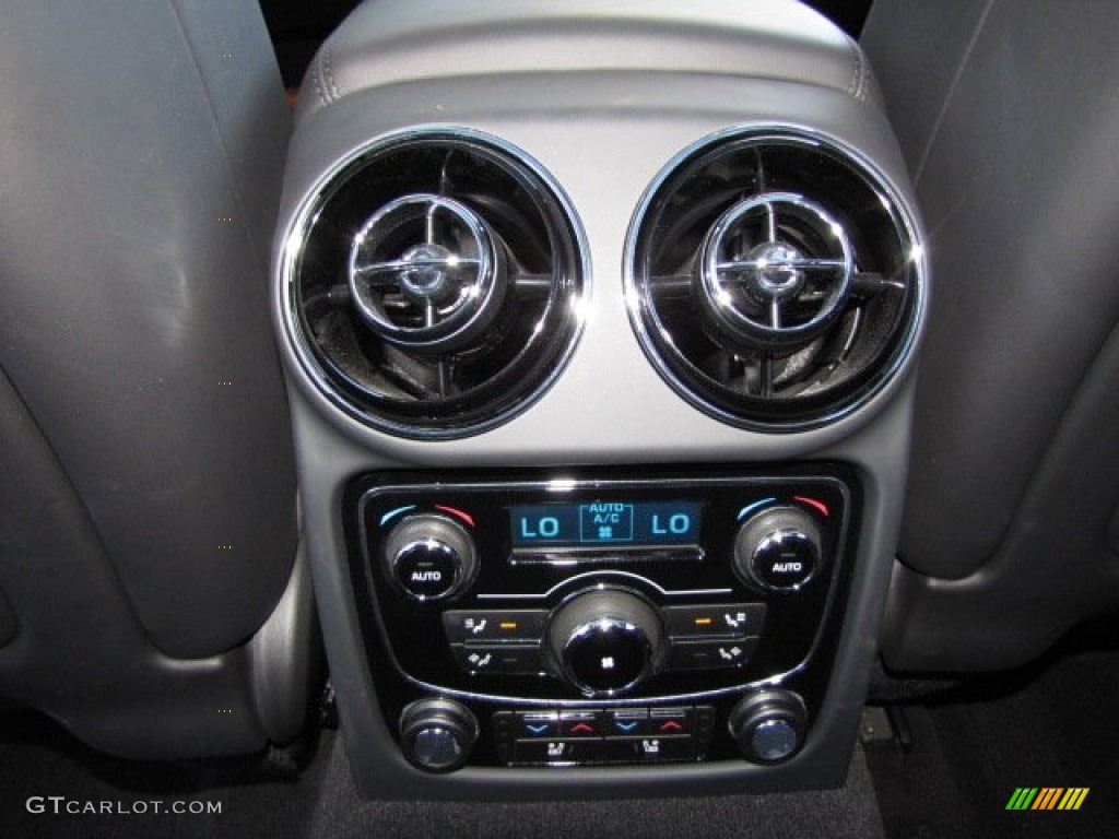 2011 XJ XJL - Liquid Silver Metallic / Jet Black/Ivory photo #40