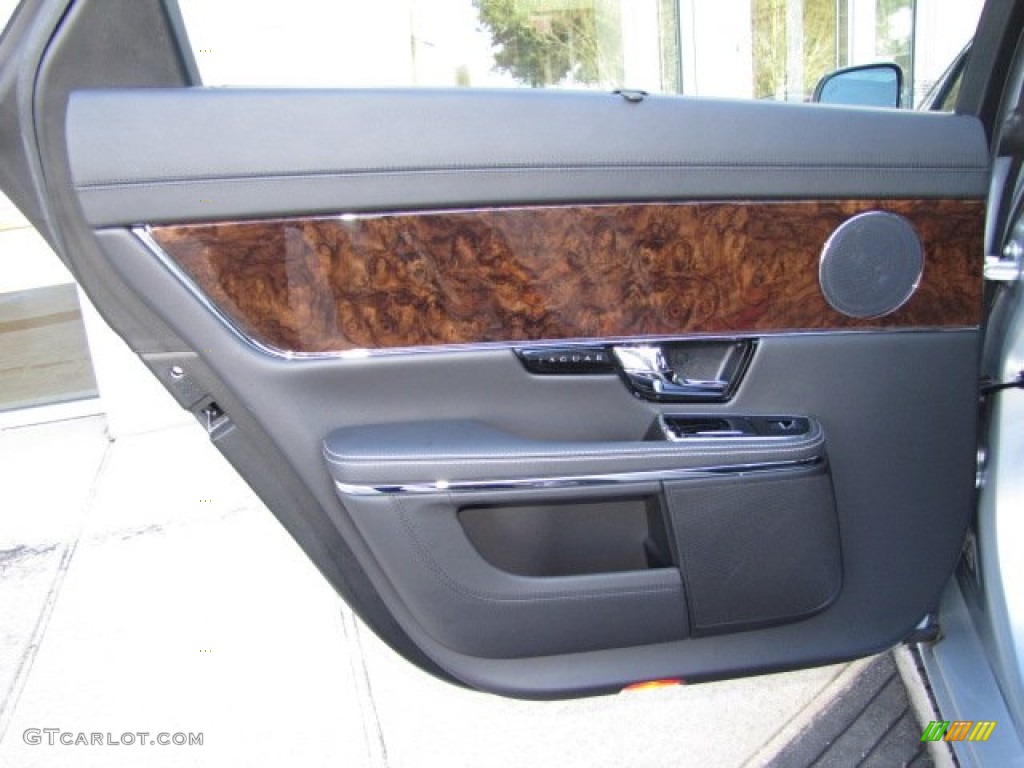 2011 XJ XJL - Liquid Silver Metallic / Jet Black/Ivory photo #48