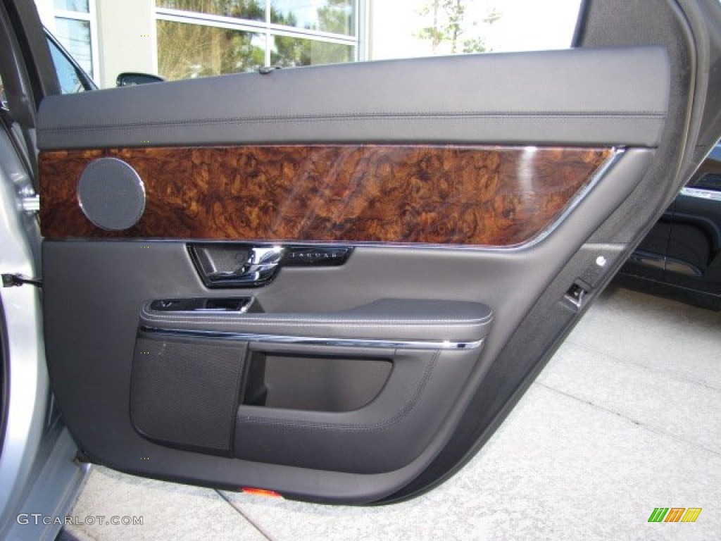2011 XJ XJL - Liquid Silver Metallic / Jet Black/Ivory photo #50