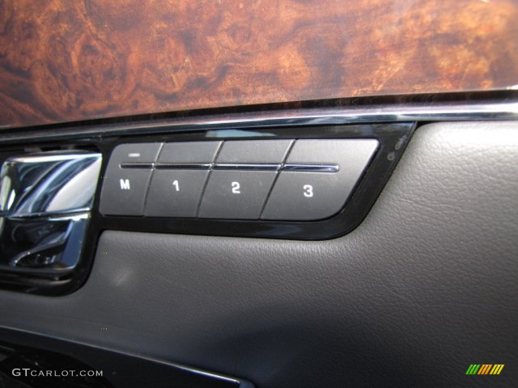 2011 XJ XJL - Liquid Silver Metallic / Jet Black/Ivory photo #53