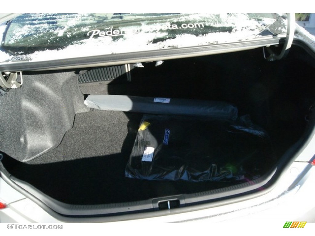 2014 Camry LE - Champagne Mica / Ivory photo #8