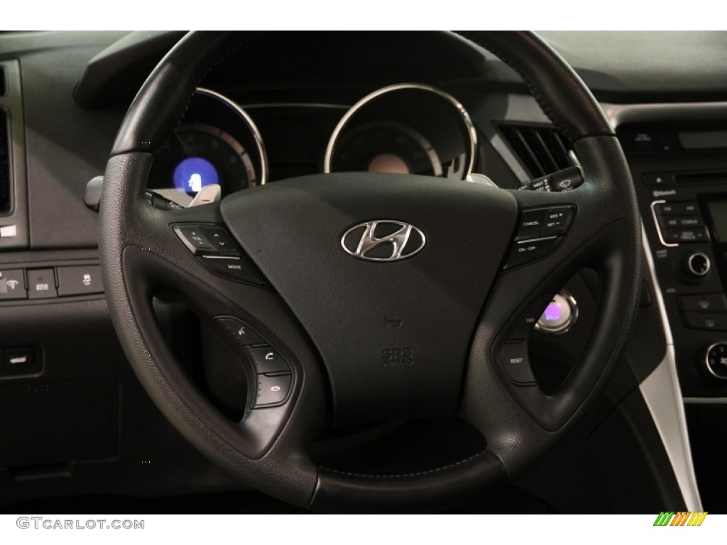 2011 Hyundai Sonata SE Steering Wheel Photos