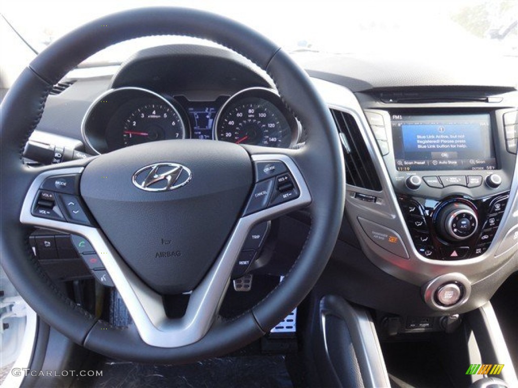 2014 Hyundai Veloster Standard Veloster Model Black/Red Dashboard Photo #89981337
