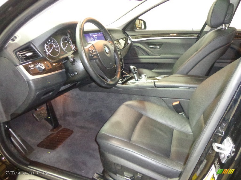 2011 5 Series 550i xDrive Sedan - Jet Black / Black photo #23