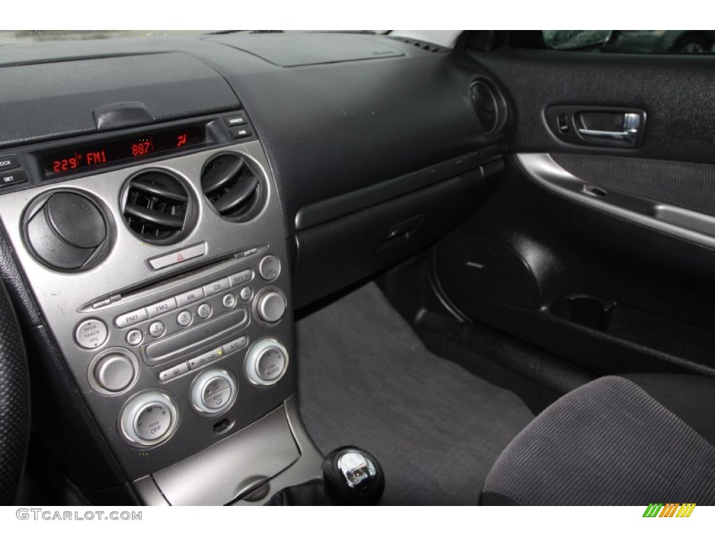 2004 MAZDA6 s Hatchback - Steel Gray Metallic / Black photo #18