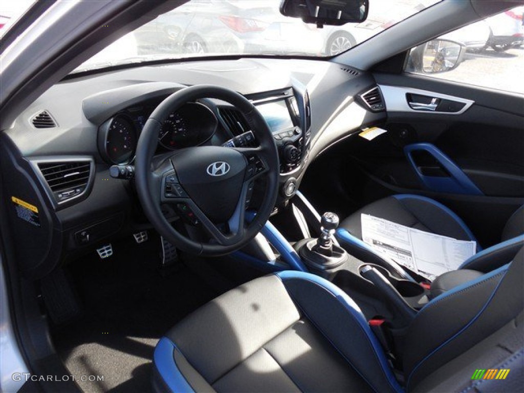 Black Interior 2014 Hyundai Veloster Turbo Photo #89984081