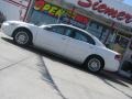 2005 Stone White Chrysler Sebring Sedan  photo #2