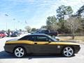 Pitch Black - Challenger R/T Photo No. 9