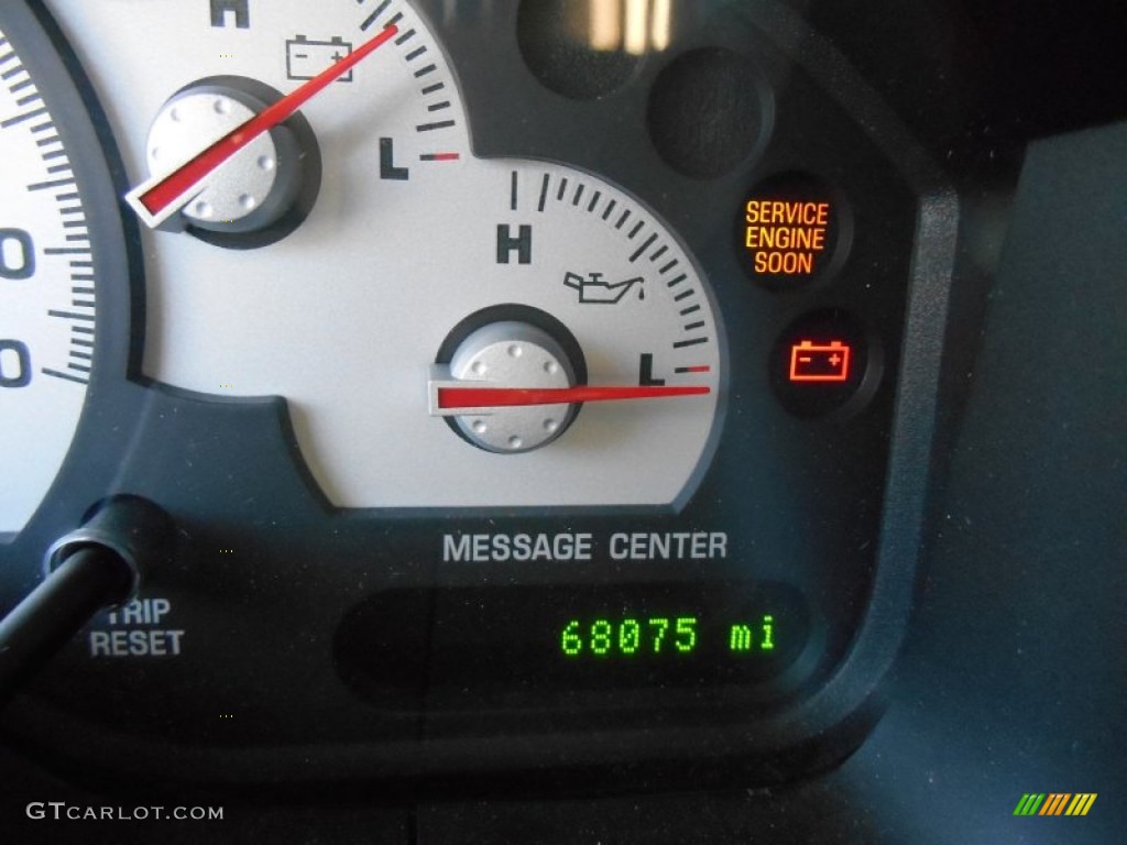 2004 Mountaineer V8 AWD - Oxford White / Medium Dark Parchment photo #19