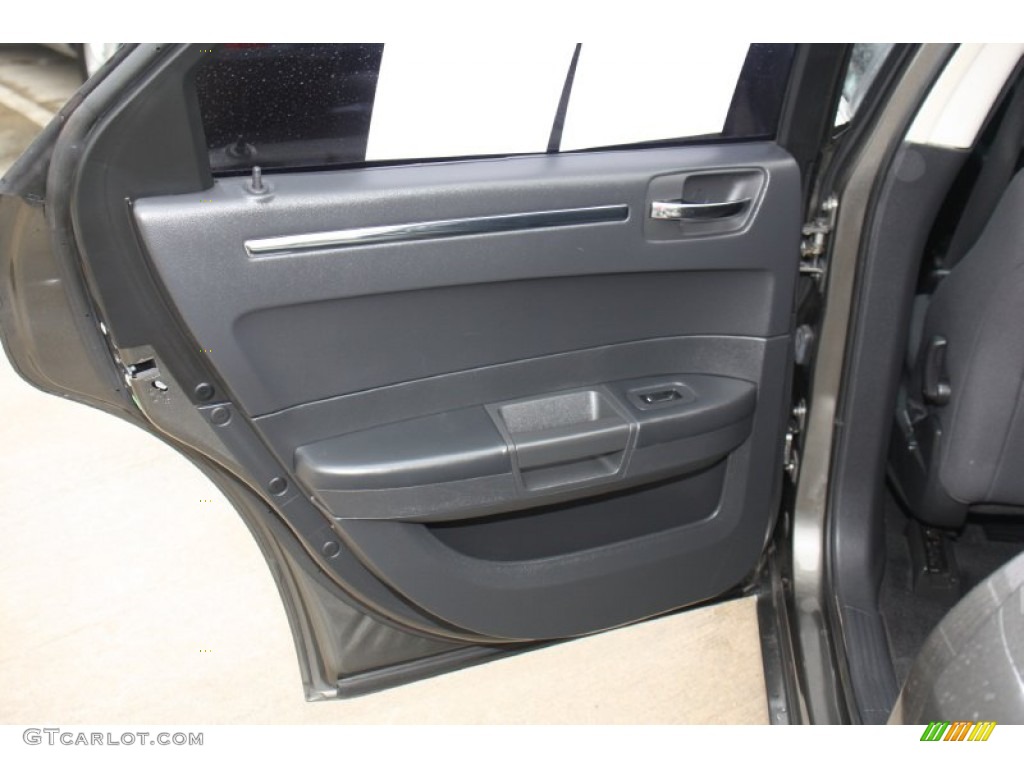 2010 300 Touring - Dark Titanium Metallic / Dark Slate Gray photo #12