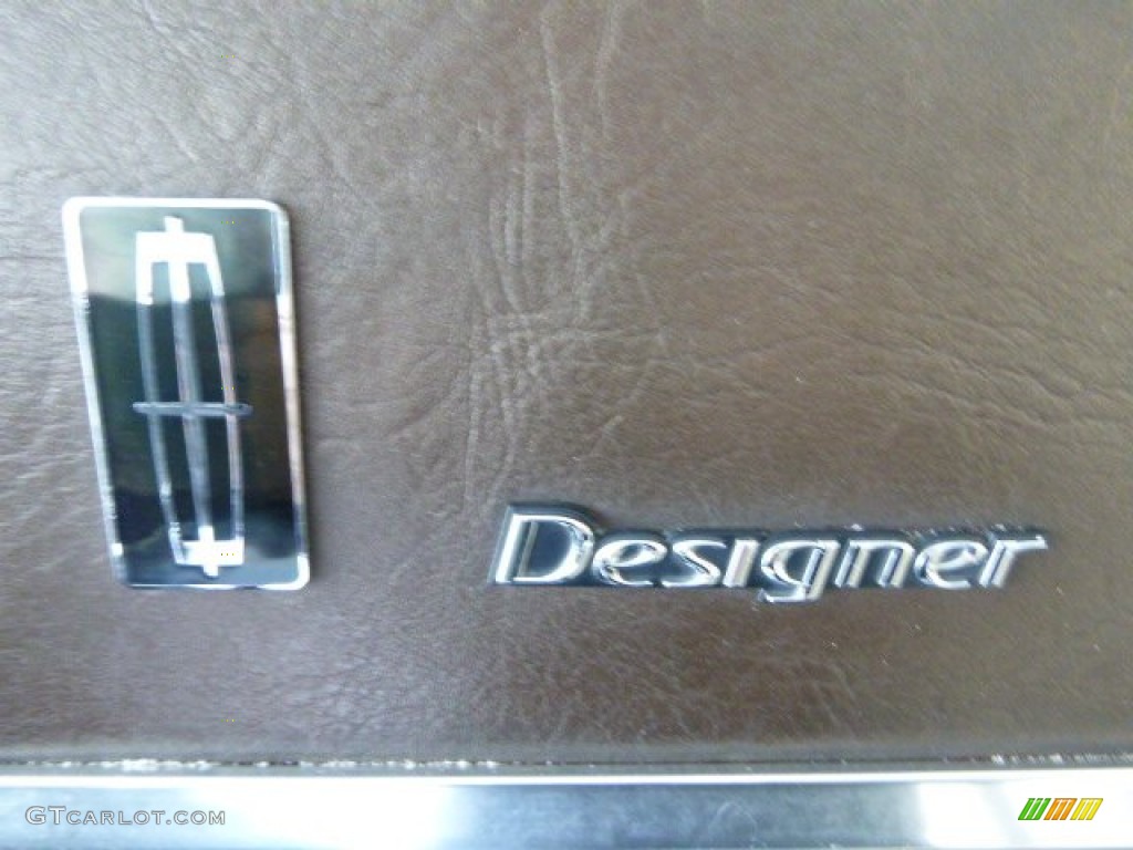 2007 Town Car Designer - Cashmere Tri-Coat / Light Camel photo #13